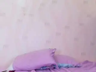 Petitelittleebonyy  live sex cam
