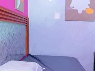 Petitelittleebonyy  live sex cam