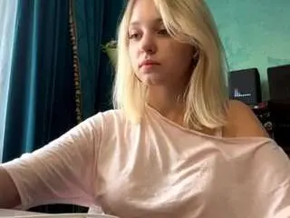 Twannasanchec  live sex cam