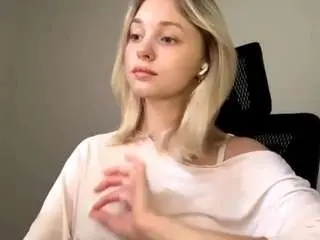 Twannasanchec  live sex cam