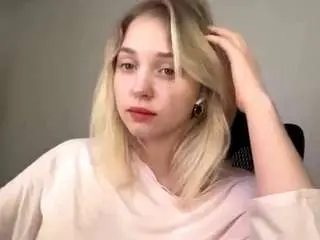 Twannasanchec  live sex cam