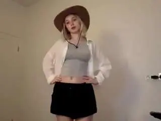 Twannasanchec  live sex cam