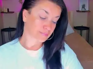 Anamills  live sex cam