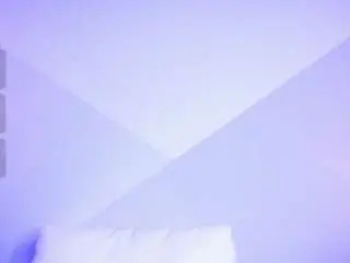 Lunaa-hart  live sex cam