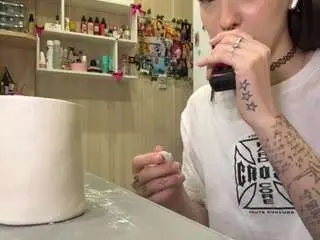 Shellamagallon  live sex cam