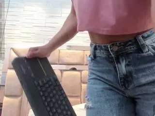 Susan-elliot  live sex cam