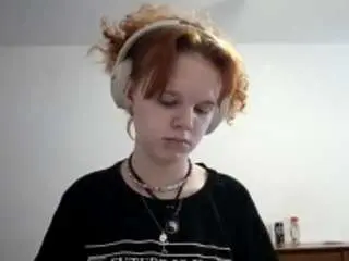 Carmeliabanchero  live sex cam