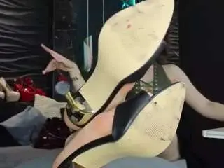 Goddessdarsy  live sex cam