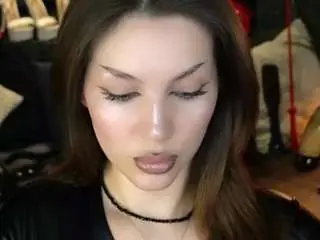 Goddessdarsy  live sex cam