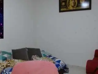 Leilanewgirl  live sex cam