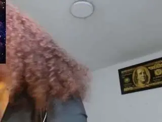 Leilanewgirl  live sex cam