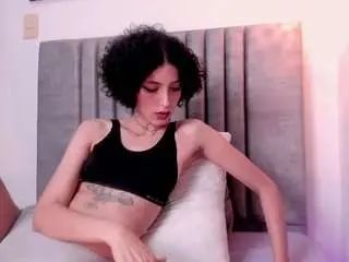 Lyravendrell  live sex cam