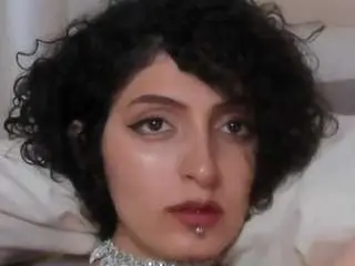 Lyravendrell  live sex cam