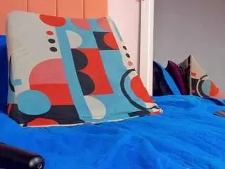 Rosethompson19  live sex cam