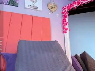 Rosethompson19  live sex cam