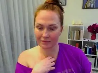 Tinatisweet  live sex cam