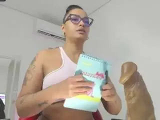 Ashlynxx  live sex cam