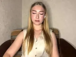 Hildegardegoffigan  live sex cam