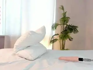 Naomisunset  live sex cam