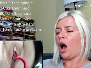 Queenofthenighttt  live sex cam