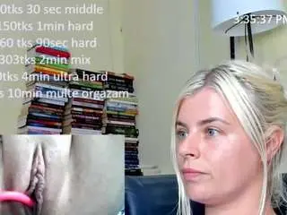 Queenofthenighttt  live sex cam