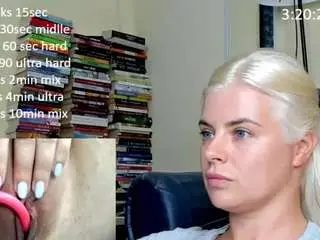 Queenofthenighttt  live sex cam