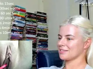 Queenofthenighttt  live sex cam