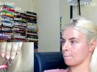 Queenofthenighttt  live sex cam