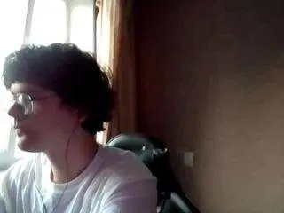 Victorianguyen  live sex cam