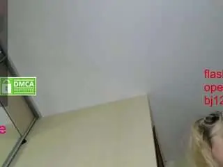 You-dreams  live sex cam
