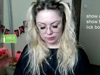 You-dreams  live sex cam