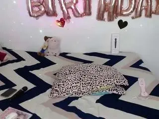Zoe-n  live sex cam