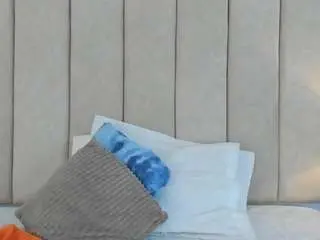 Shaliny  live sex cam