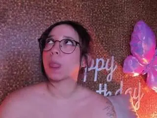 Sweet-glen  live sex cam