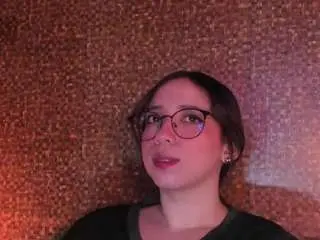 Sweet-glen  live sex cam