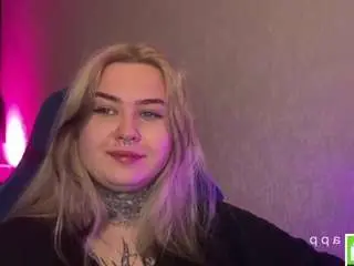 Xtoni  live sex cam