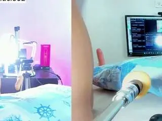 Alexaclark02  live sex cam