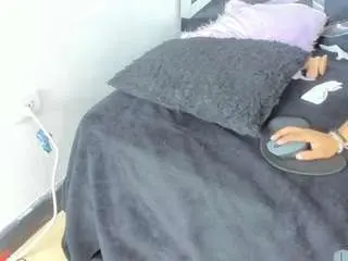 Cristalxht  live sex cam