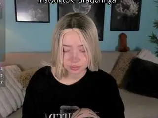 Dragonflya  live sex cam