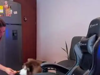 Lilith2  live sex cam