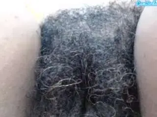 Brownoldergirl  live sex cam