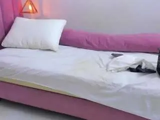 Megansaaenz  live sex cam