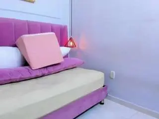 Megansaaenz  live sex cam