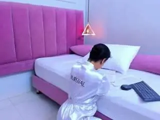 Megansaaenz  live sex cam