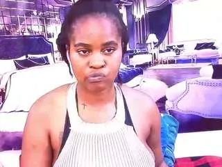 Ebonybluediamond  live sex cam