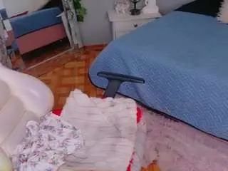 Keileen-lunaidolatry  live sex cam