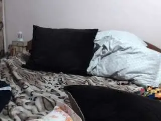 Queentwerk  live sex cam