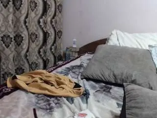 Queentwerk  live sex cam