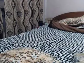 Queentwerk  live sex cam