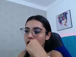 Antonellasweetlittle  live sex cam